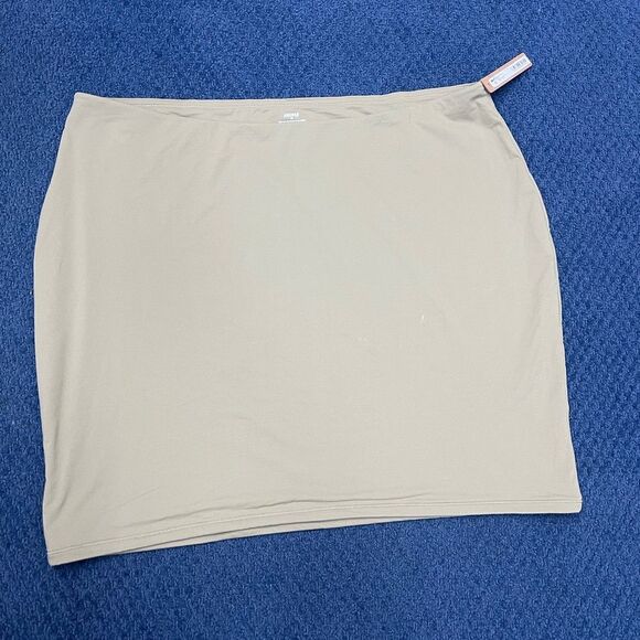 🌱SKIMS Skirt - Picture 5 of 6